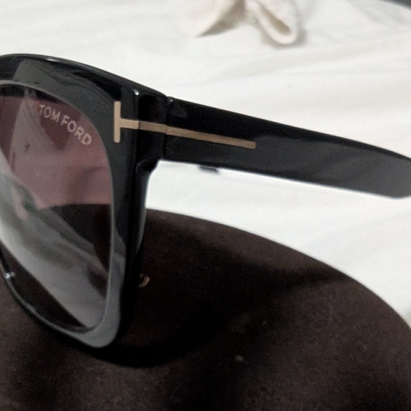 Tom ford Amarra sunglasses - Picture 3 of 5